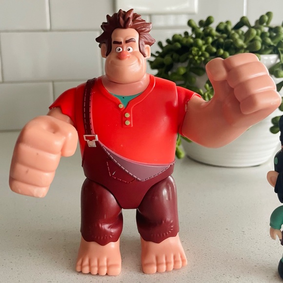 Wreck-It Ralph action figures - Picture 5 of 10